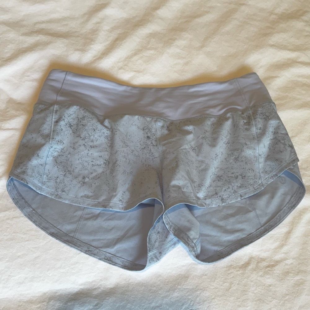 Lululemon Speed Up Shorts lavender Sz 4